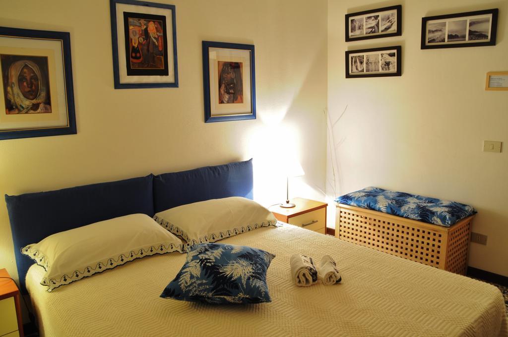 Casa Tarragona Bed and Breakfast Alghero Rum bild